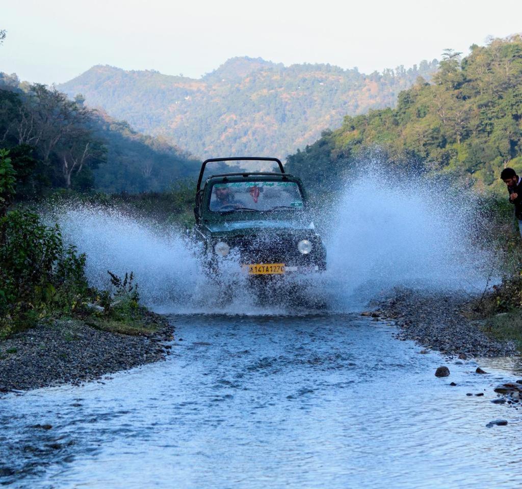 Shoolin Jungle Resort Рішикеш Екстер'єр фото